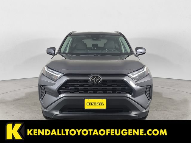 Used 2024 Toyota RAV4 XLE AWD/4WD image 2