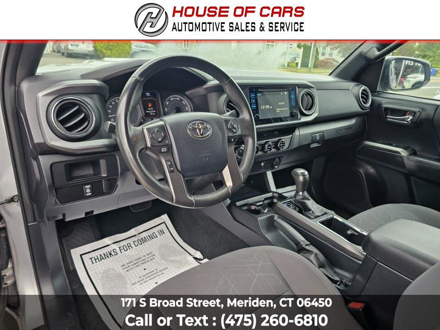 Used 2017 Toyota Tacoma TRD Sport image 28