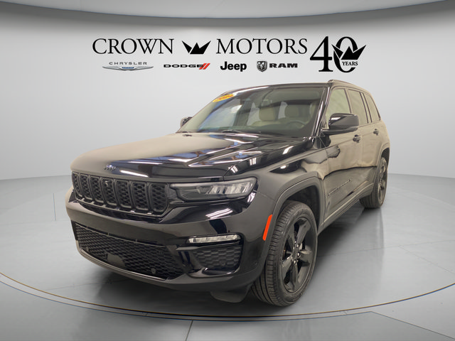 Used 2024 Jeep Grand Cherokee Limited w/ Luxury Tech Group II AWD/4WD image 11