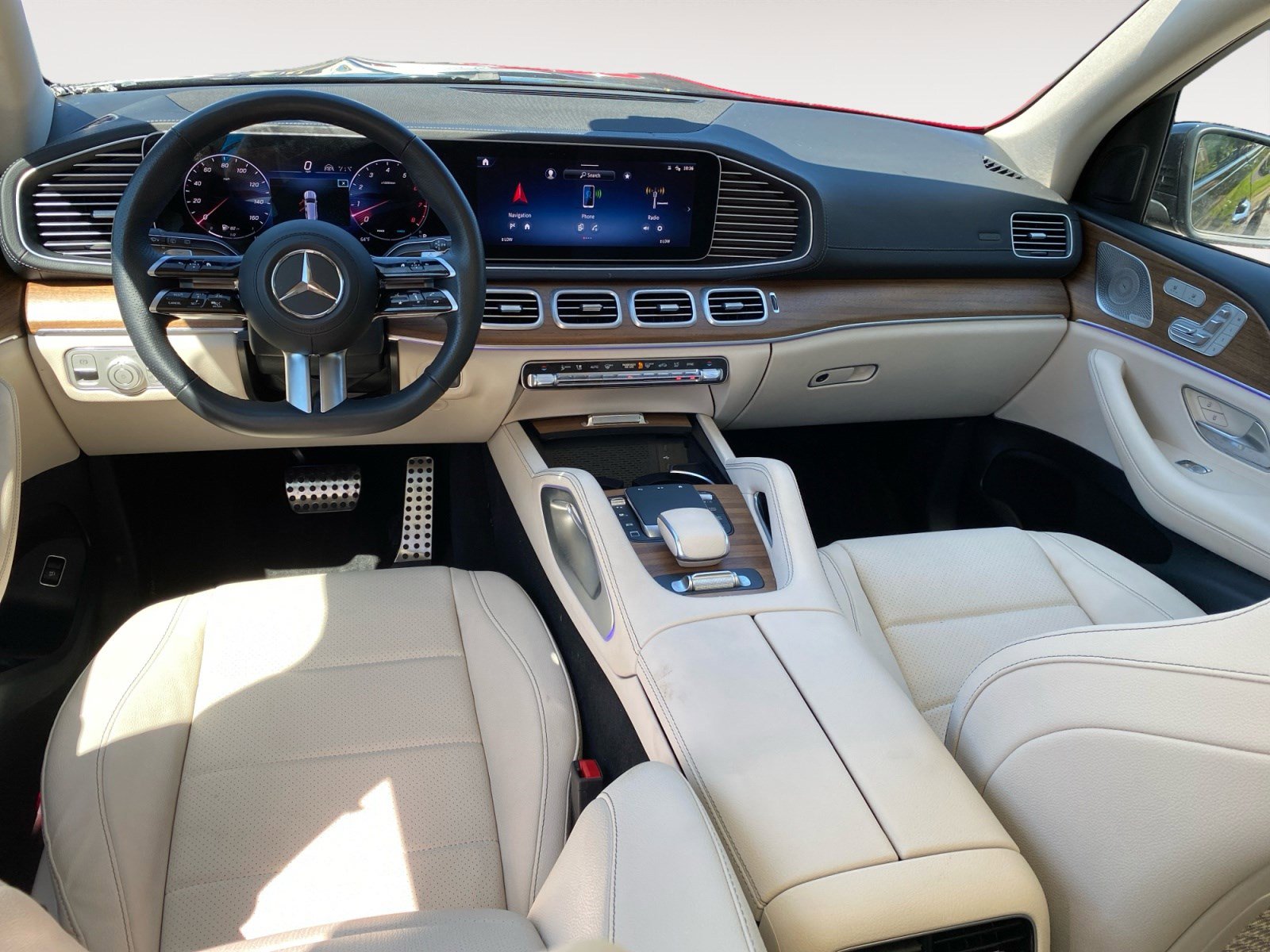 Used 2025 Mercedes-Benz GLS 450 4MATIC w/ AMG Line Exterior image 10