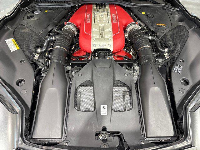 Used 2021 Ferrari 812 GTS RWD image 14