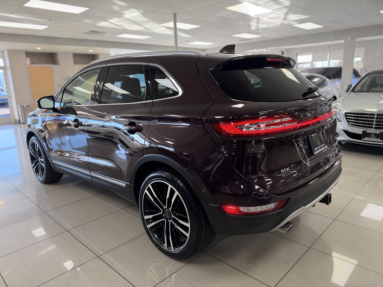 Used 2018 Lincoln MKC Black Label AWD/4WD image 2