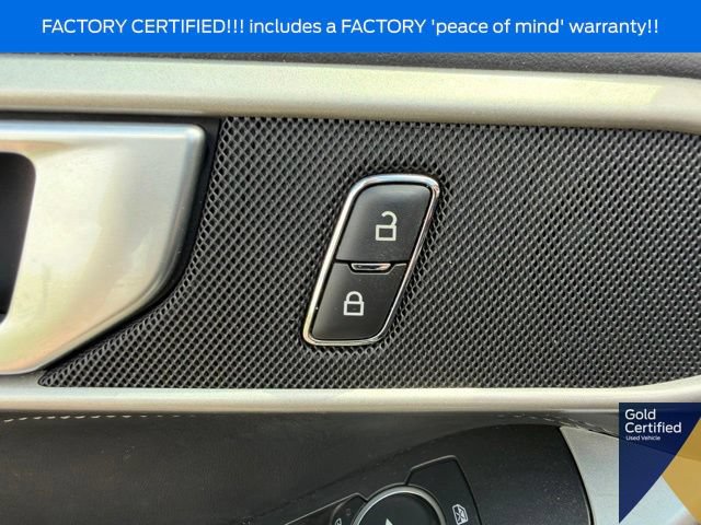 Used 2023 Ford Explorer XLT w/ Equipment Group 202A AWD/4WD image 31