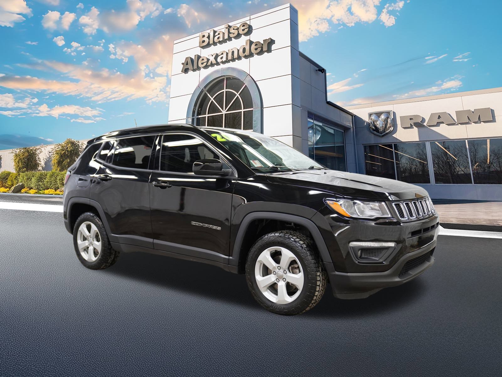 Used 2020 Jeep Compass Latitude w/ Cold Weather Group image 1