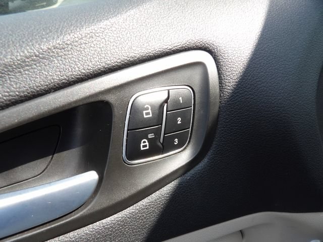 Certified 2018 Ford Escape Titanium FWD image 26