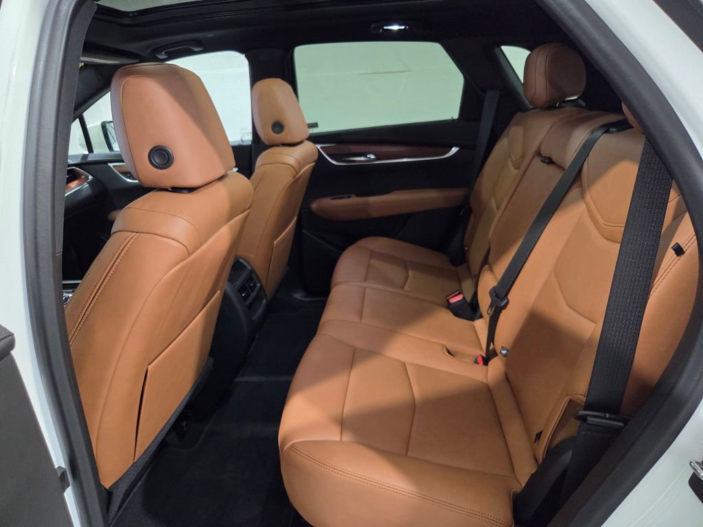 Used 2022 Cadillac XT5 Premium Luxury image 10