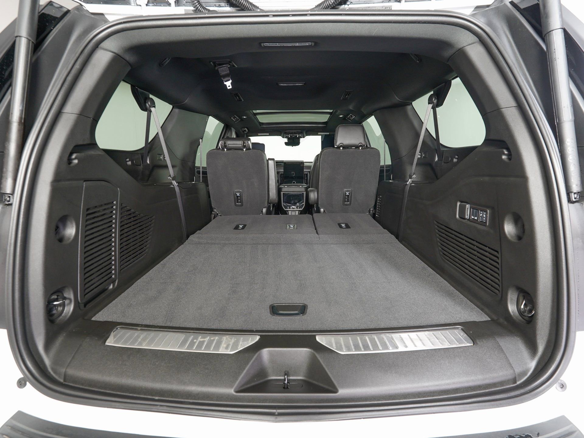 Used 2026 GMC Yukon XL AT4 Ultimate image 14