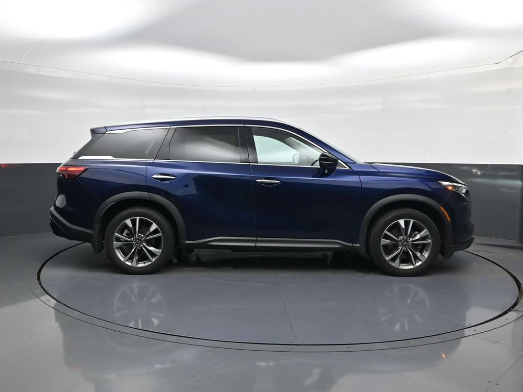 Used 2023 INFINITI QX60 Luxe w/ Cargo Package AWD/4WD image 11