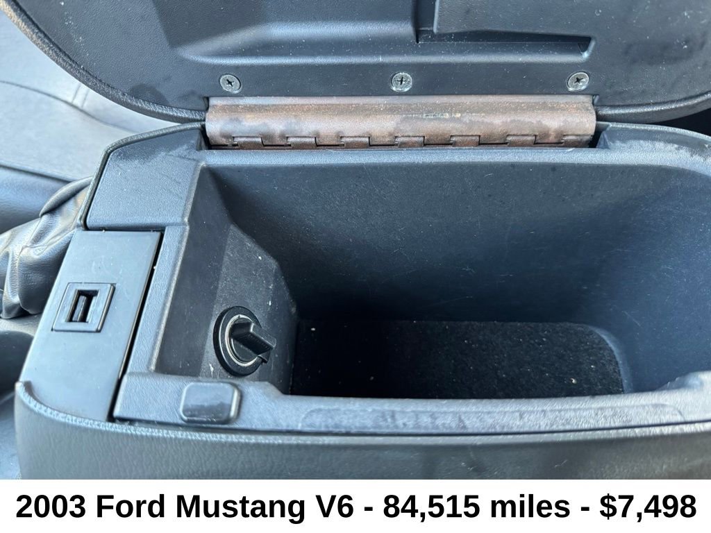 Used 2003 Ford Mustang Convertible image 17