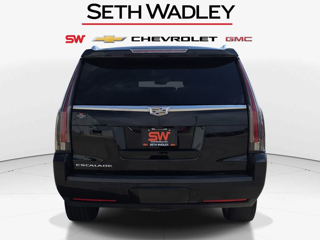 Used 2018 Cadillac Escalade Luxury RWD image 6