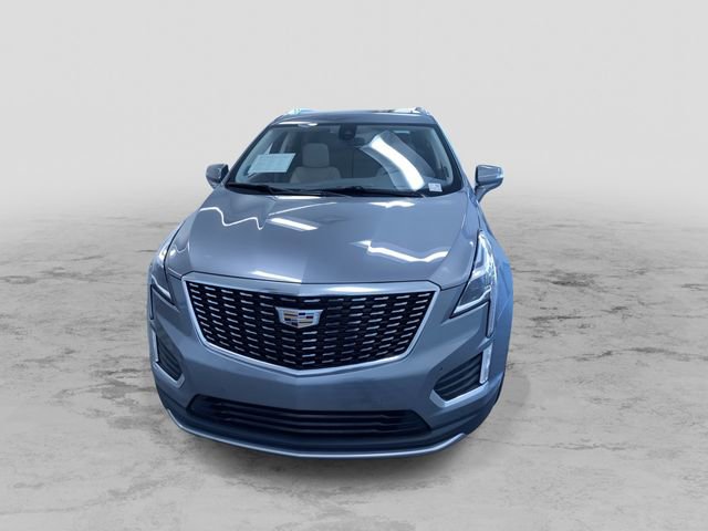 Used 2020 Cadillac XT5 Premium Luxury w/ LPO, Floor Liner Package AWD/4WD image 5