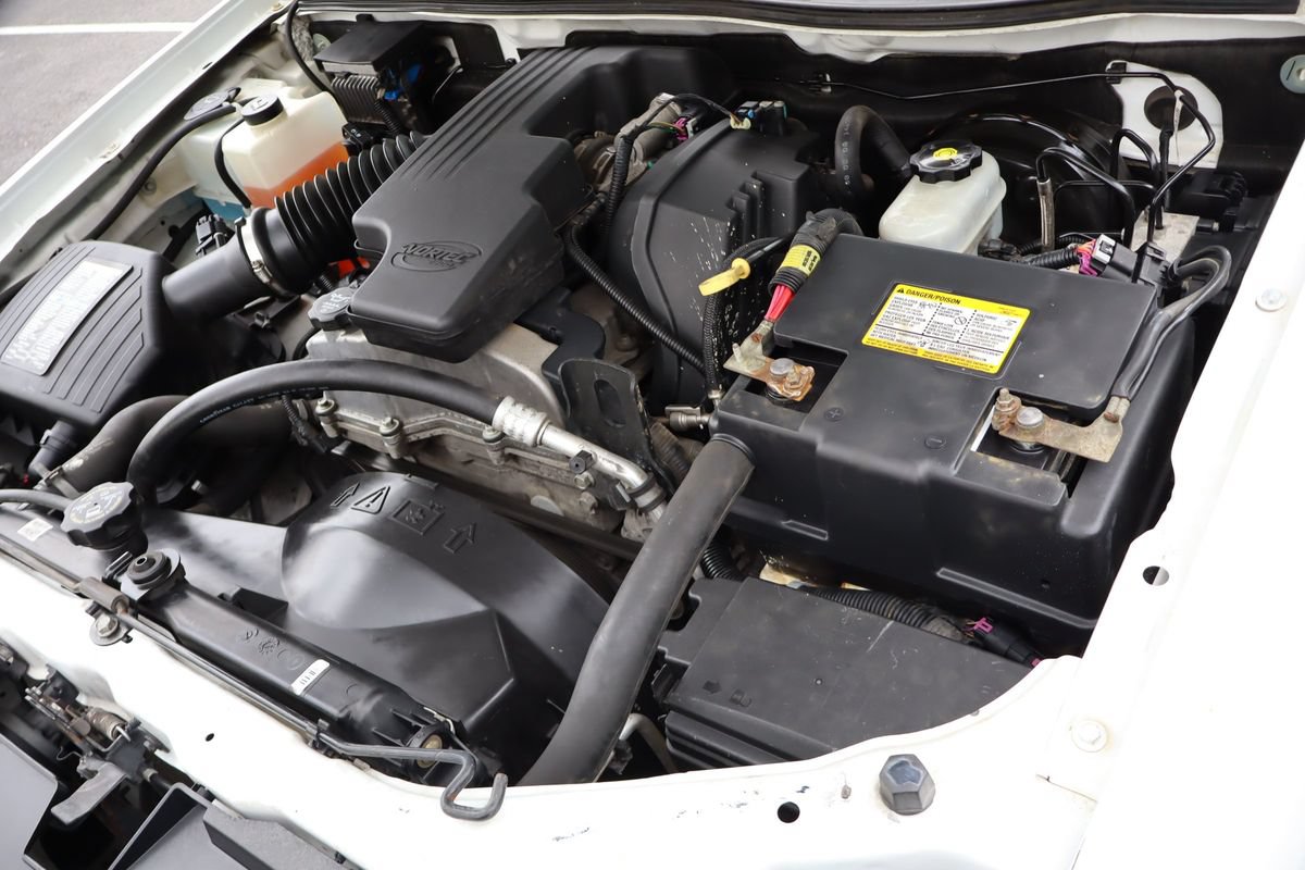 Used 2009 Chevrolet Colorado W/T RWD image 32
