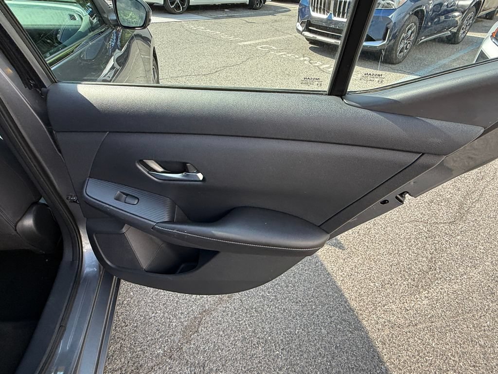 Used 2020 Nissan Sentra SV FWD image 30