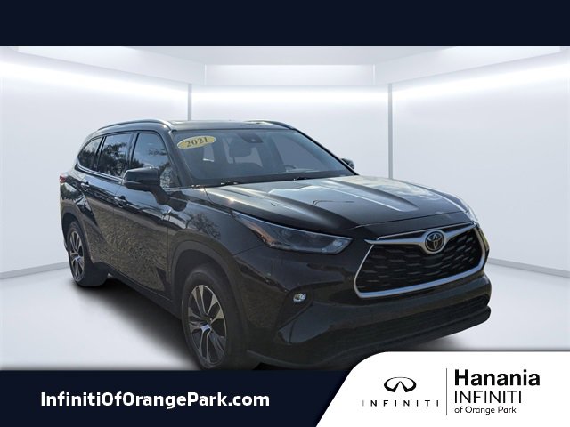 Used 2021 Toyota Highlander XLE