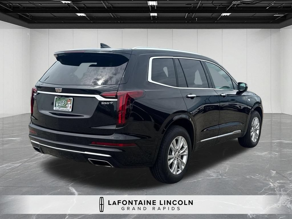 Used 2021 Cadillac XT6 Luxury w/ LPO, Floor Liner Package FWD image 5