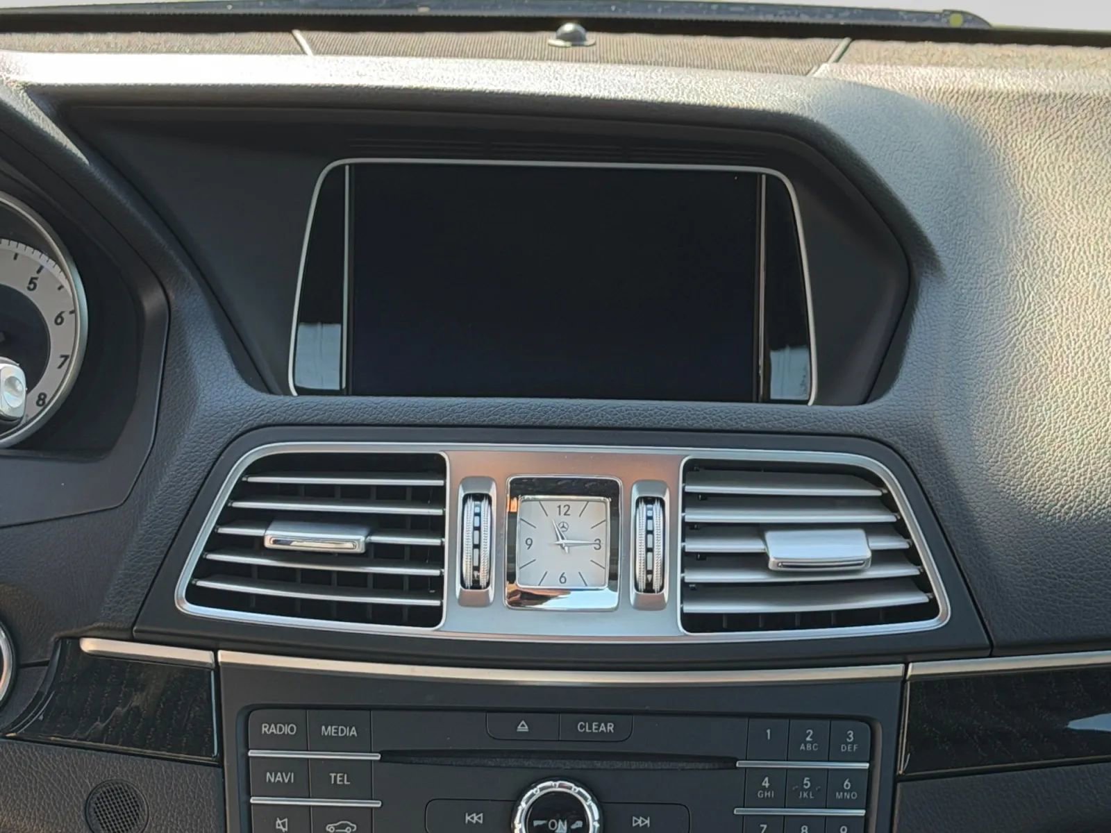 Used 2017 Mercedes-Benz E 400 4MATIC Coupe image 21