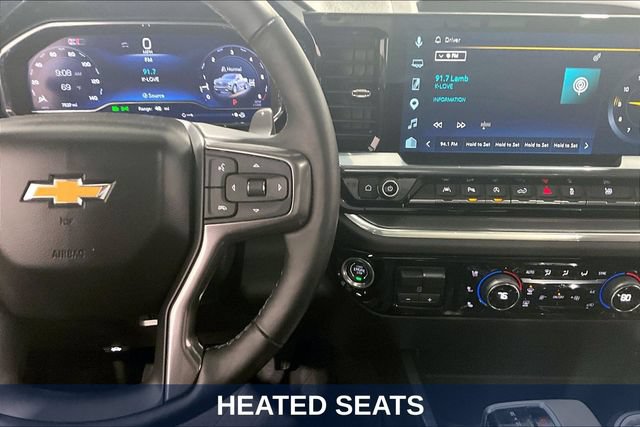 Used 2024 Chevrolet Silverado 1500 High Country w/ High Country Premium Package AWD/4WD image 18
