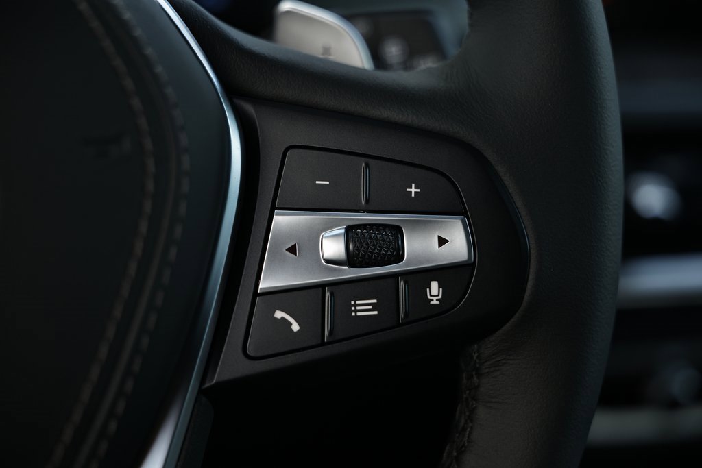 New 2026 BMW X5 xDrive50e w/ Climate Comfort Package image 34