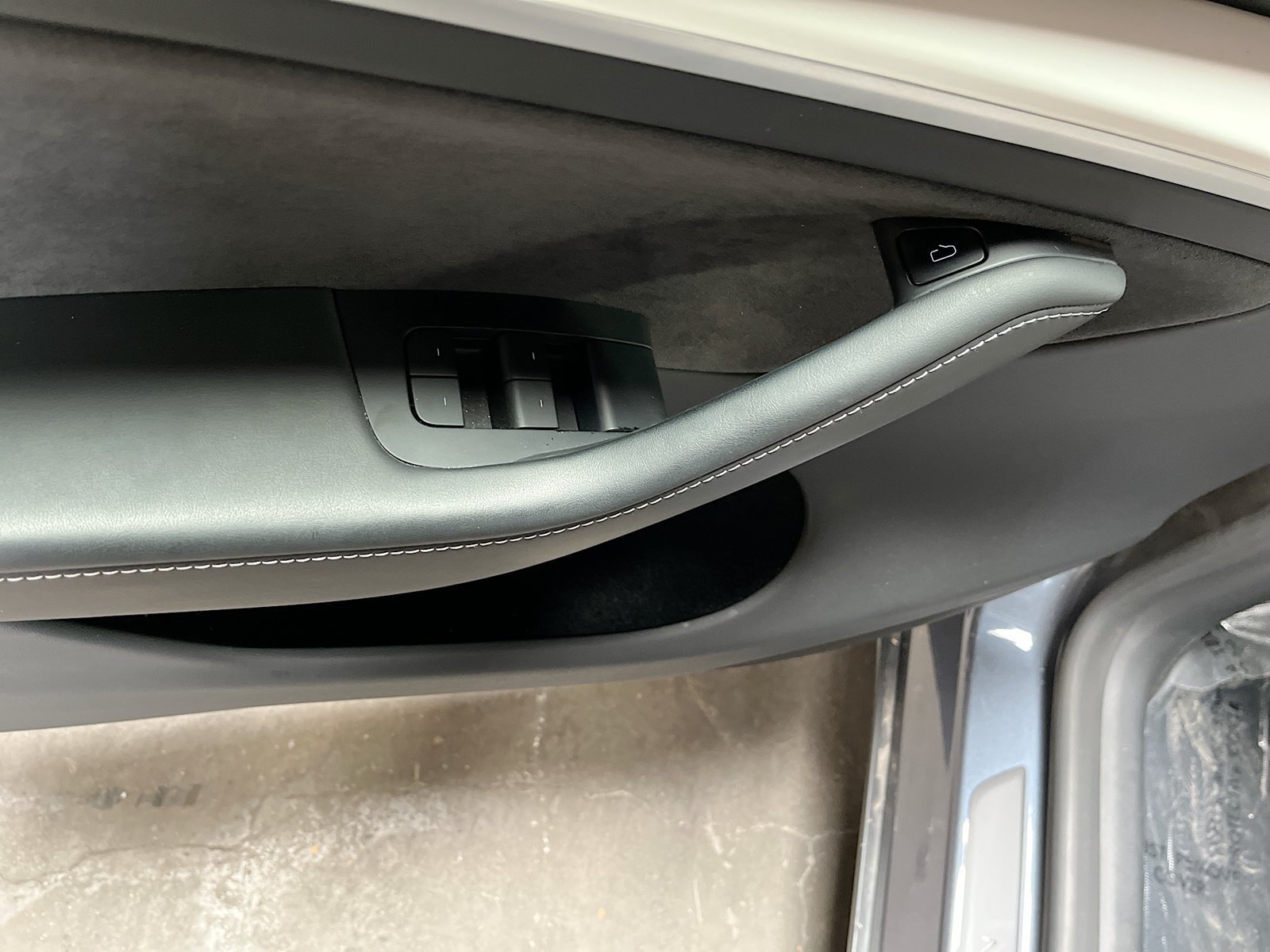 Used 2023 Tesla Model Y Long Range AWD/4WD image 16