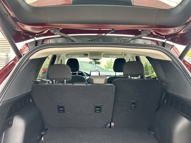 Used 2021 Ford Escape SE w/ SE Sport Appearance Package FWD image 8