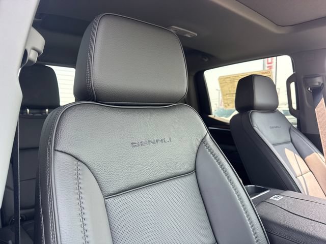 New 2026 GMC Sierra 1500 Denali AWD/4WD image 30