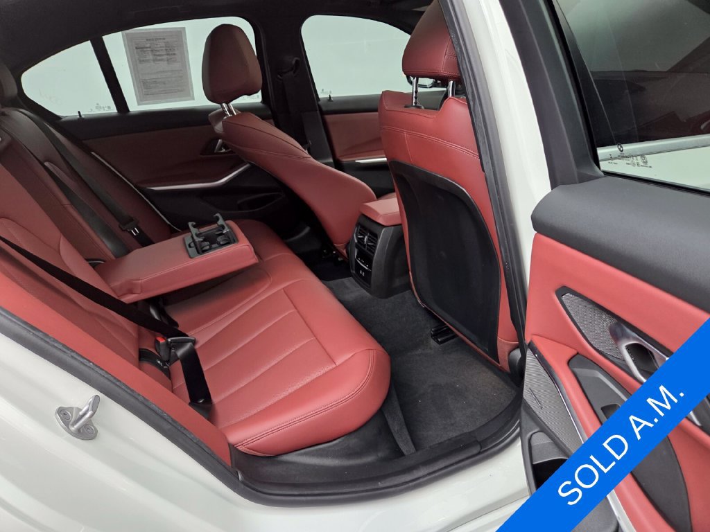 Certified 2024 BMW 330i xDrive Sedan w/ Premium Package AWD/4WD image 19