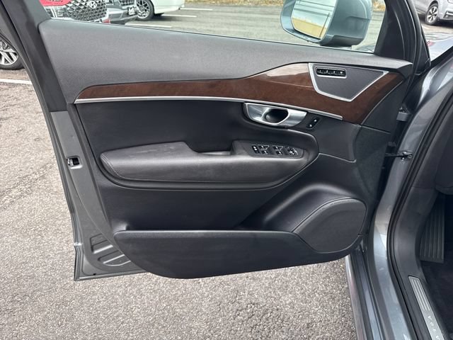 Used 2019 Volvo XC90 T6 Momentum w/ Advanced Package AWD/4WD image 10