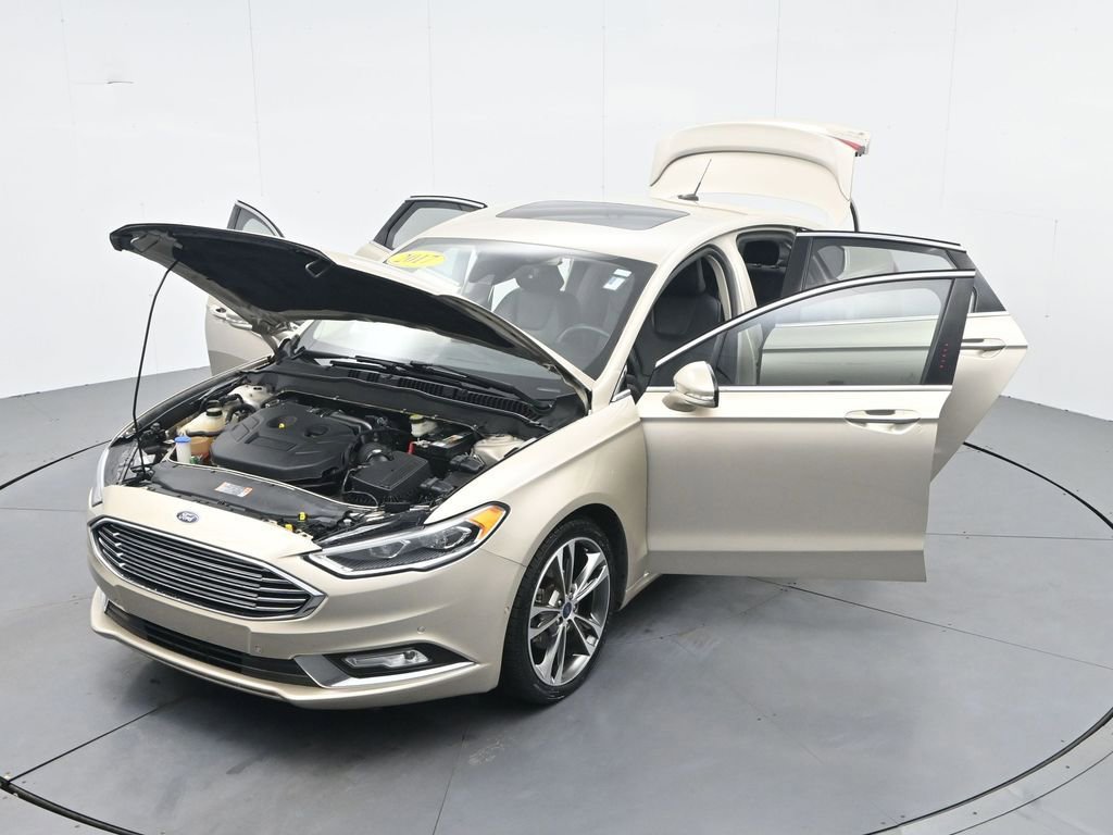 Used 2017 Ford Fusion Titanium image 33