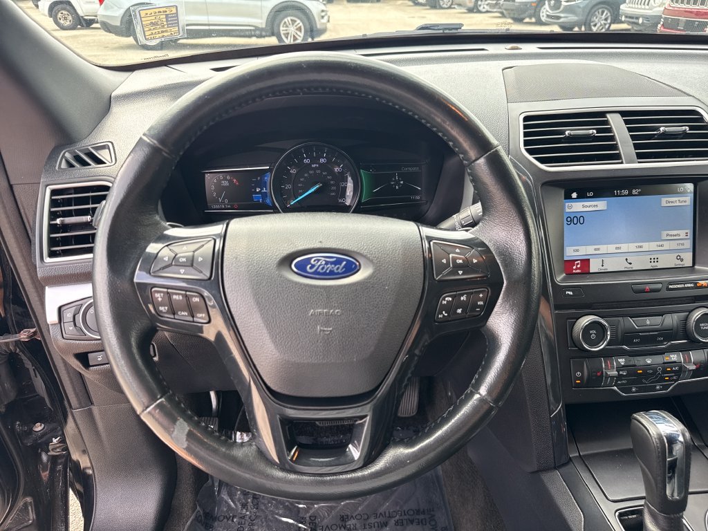 Used 2017 Ford Explorer XLT w/ Equipment Group 202A FWD image 14