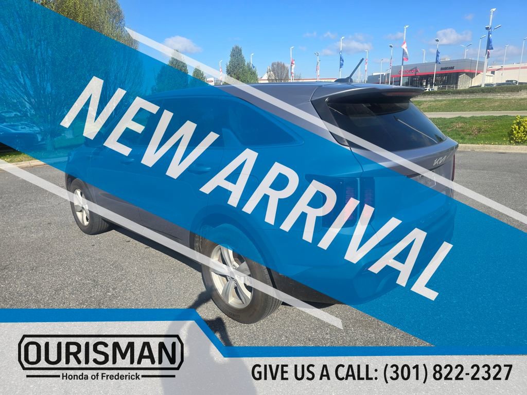 Used 2022 Kia Sorento LX image 6