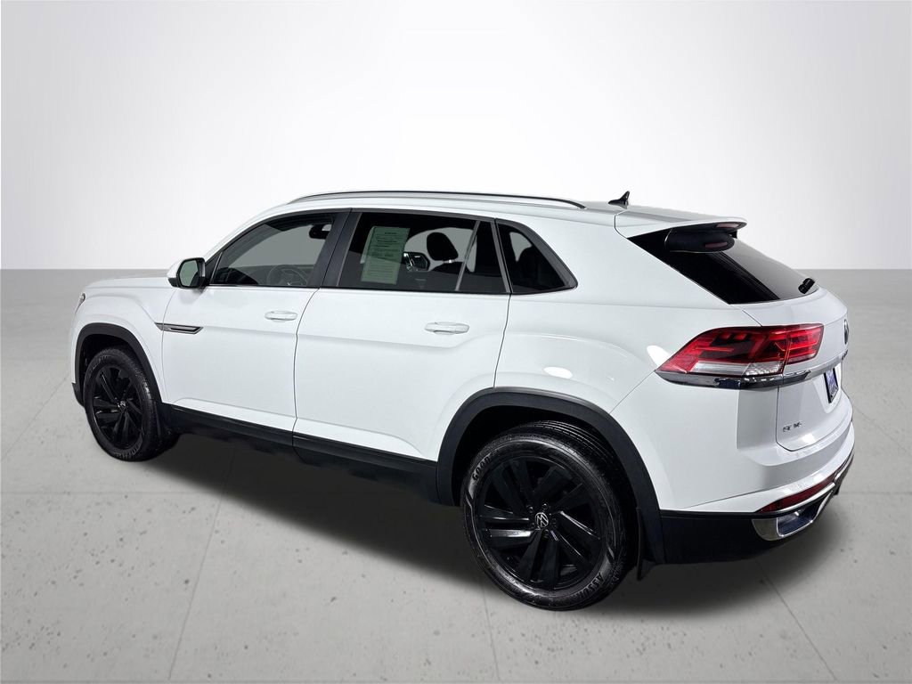 Used 2023 Volkswagen Atlas Cross Sport SE w/ Panoramic Sunroof Package image 8