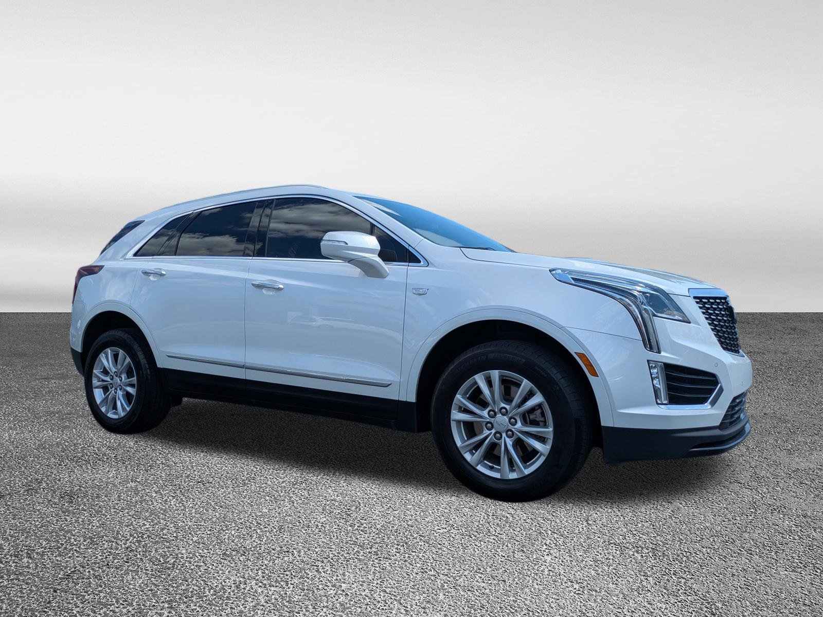 Used 2022 Cadillac XT5 Luxury image 3