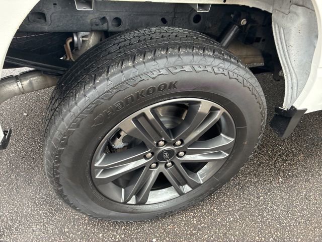 Used 2023 Ford F150 Lariat w/ Max Trailer Tow Package image 15