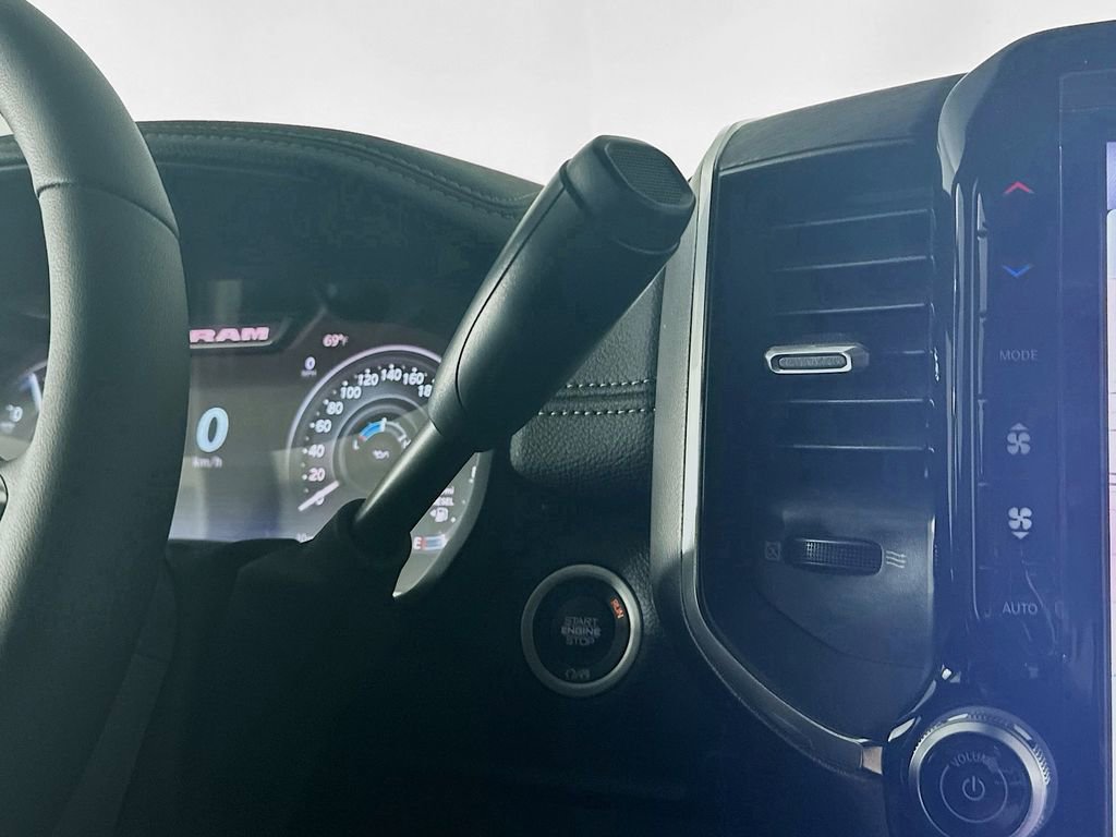 New 2026 RAM 5500 4x4 Crew Cab w/ Laramie Trim Package image 12