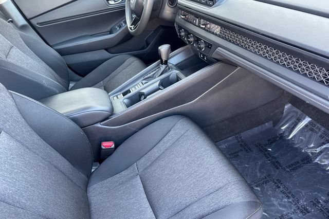 Used 2025 Honda Accord SE image 17