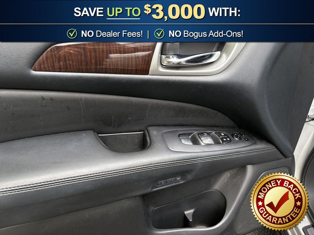 Used 2014 Nissan Pathfinder SL w/ SL Premium Package FWD image 16