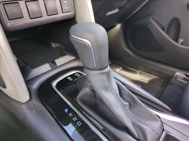 Used 2025 Toyota Corolla Cross LE FWD image 12