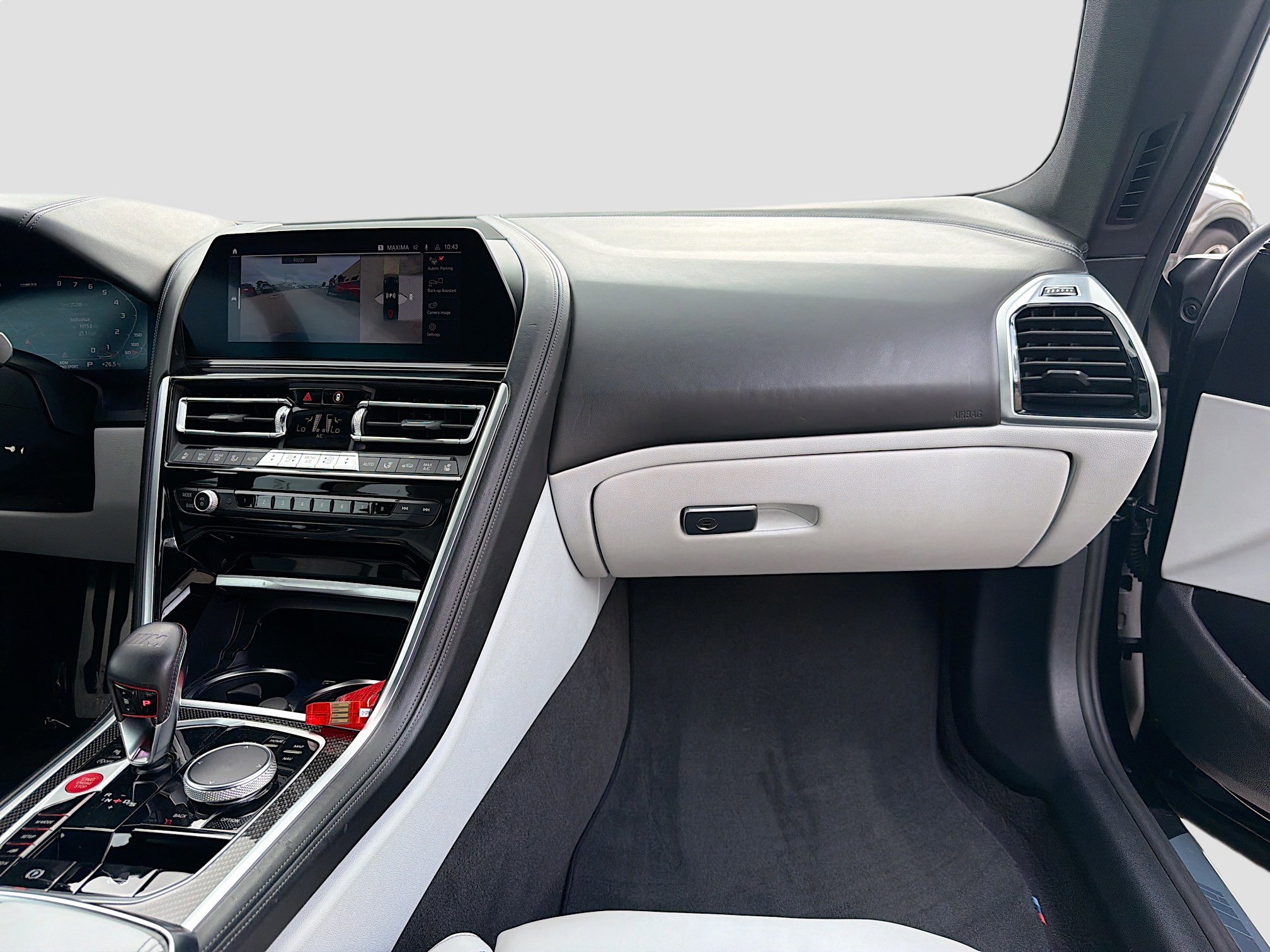 Used 2020 BMW M8 Convertible w/ Driving Assistance Package image 18