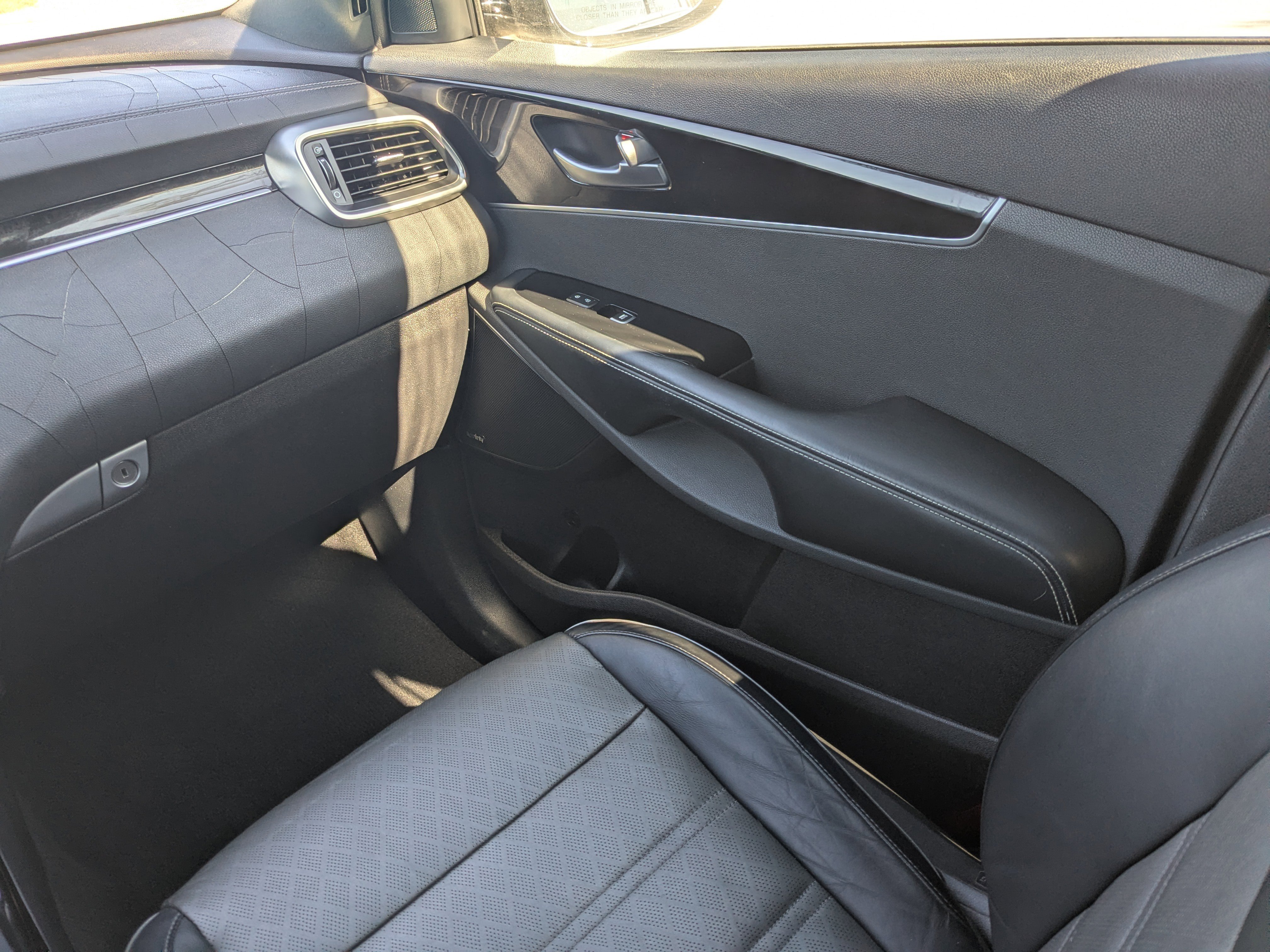 Used 2016 Kia Sorento SX w/ SXL Technology Package image 25