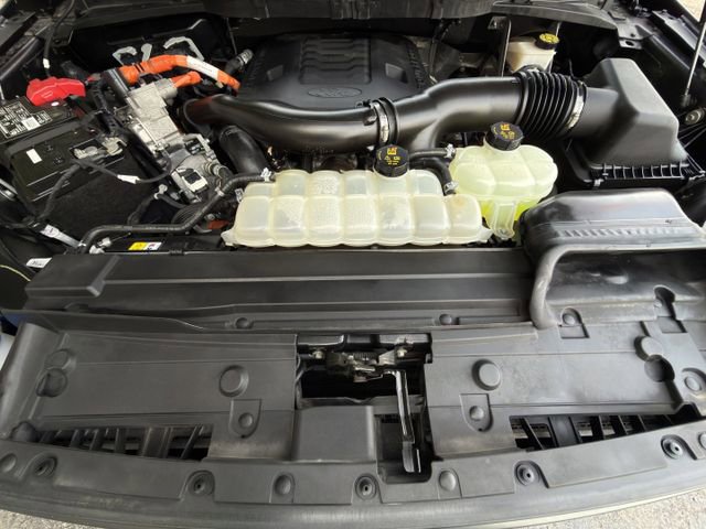 Used 2021 Ford F150 Lariat w/ Equipment Group 502A High AWD/4WD image 35