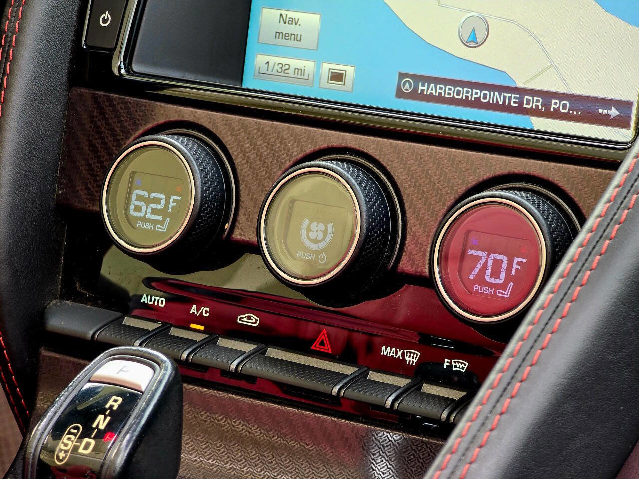 Used 2016 Jaguar F-TYPE R image 21