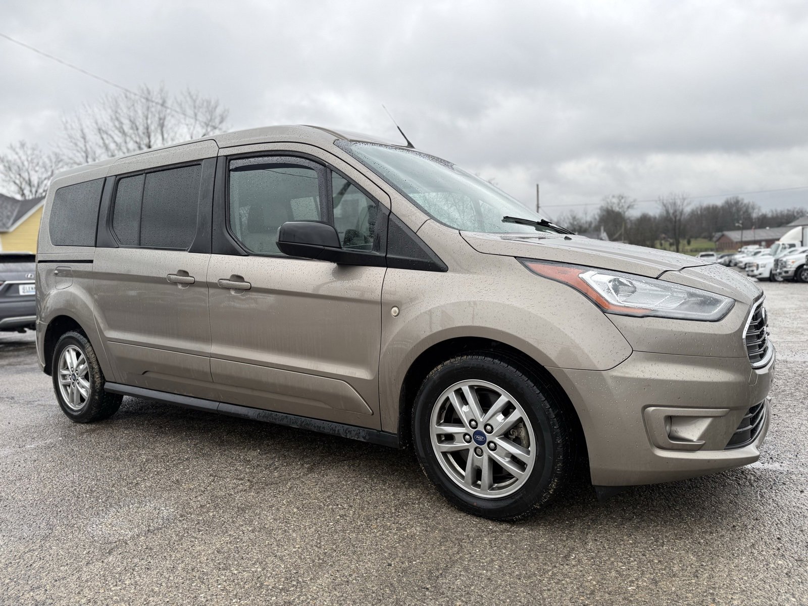 Used 2019 Ford Transit Connect XLT w/ XLT Premium Package image 9
