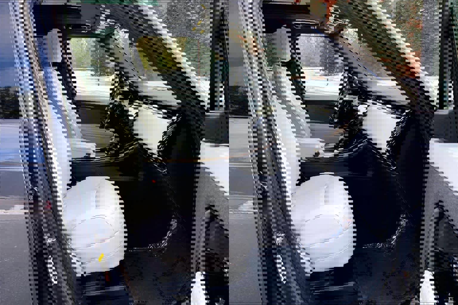 Used 2025 Land Rover Range Rover Sport SE image 7