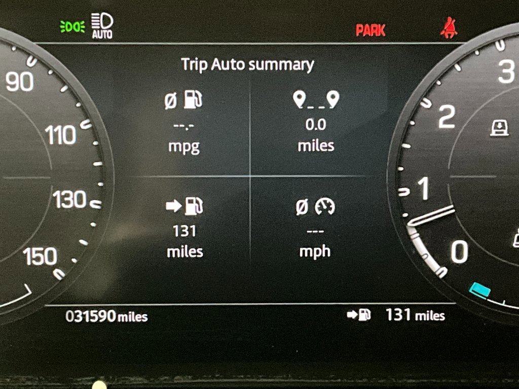 Used 2023 Land Rover Defender 110 SE image 17