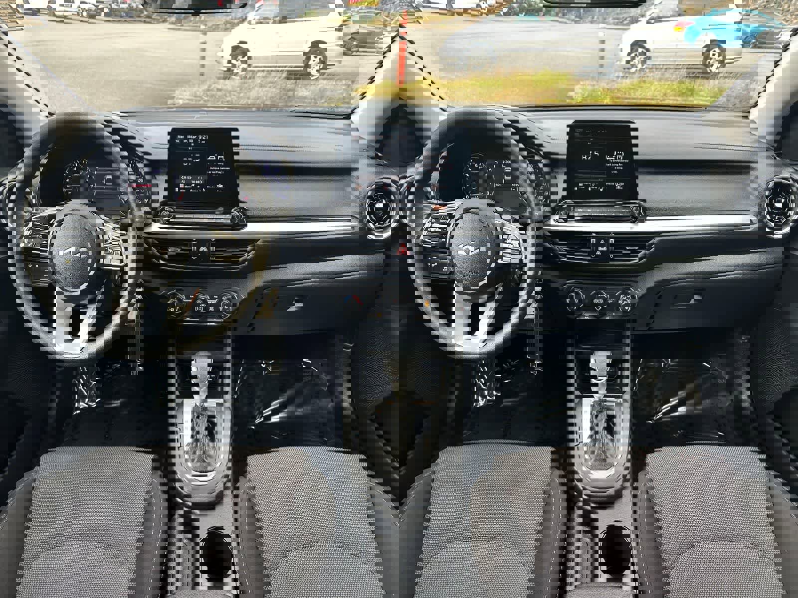 Used 2022 Kia Forte LXS w/ LXS Technology Package image 8