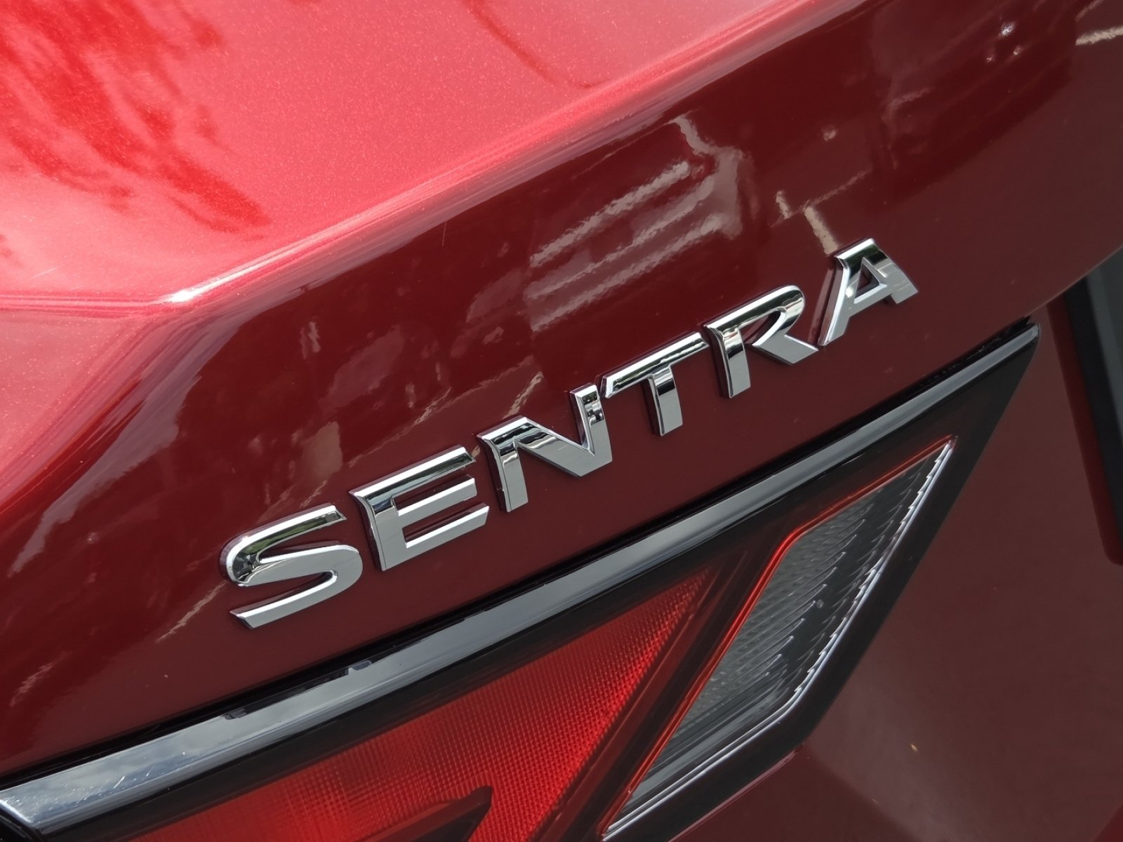 Used 2023 Nissan Sentra SV FWD image 11
