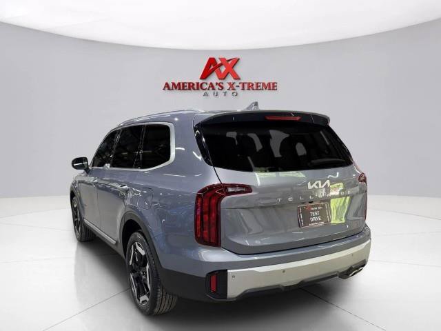 Used 2024 Kia Telluride S FWD image 5