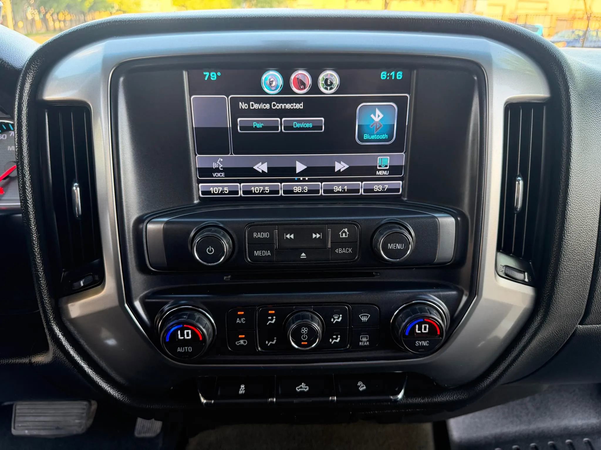 Used 2015 Chevrolet Silverado 1500 LT w/ All Star Edition AWD/4WD image 15