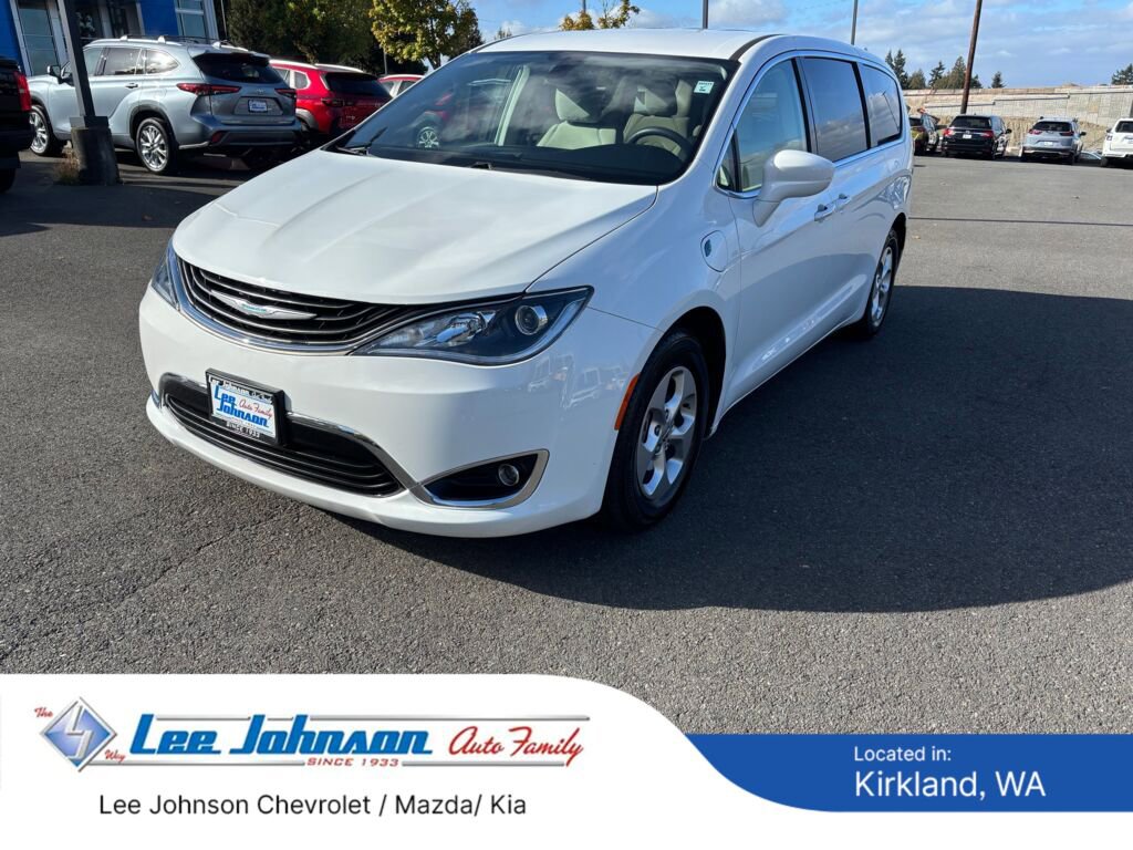 Used 2018 Chrysler Pacifica Touring Plus