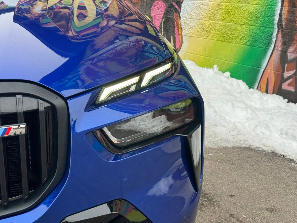 Used 2023 BMW X7 M60i w/ Executive Package image 6